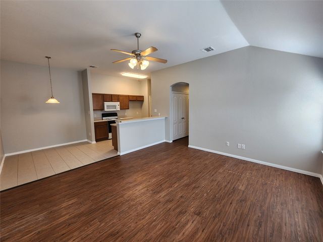 209 Deborah Lane, Crowley, TX 76036
