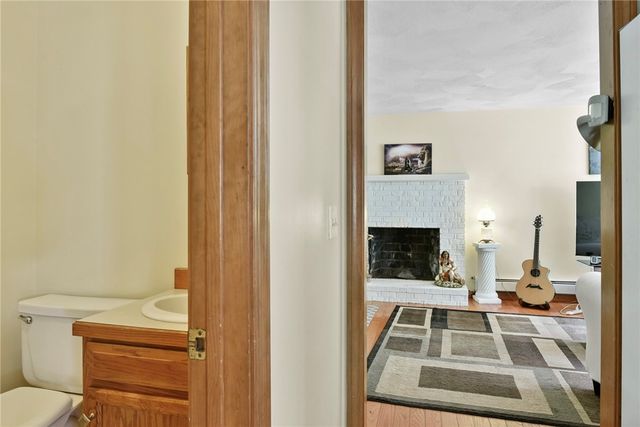 6 Ferris Drive, Coventry, RI 02816