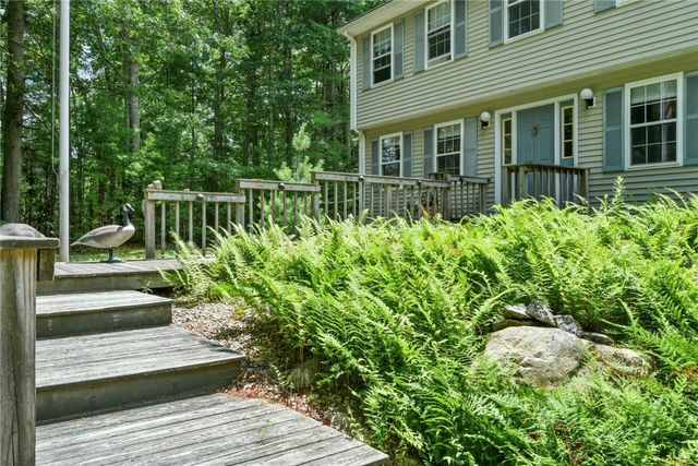 6 Ferris Drive, Coventry, RI 02816