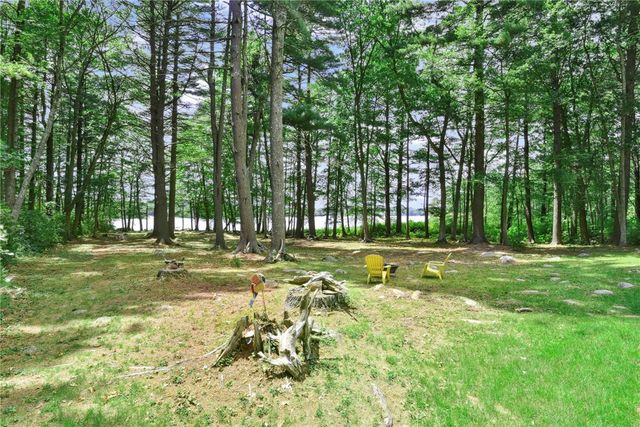 6 Ferris Drive, Coventry, RI 02816