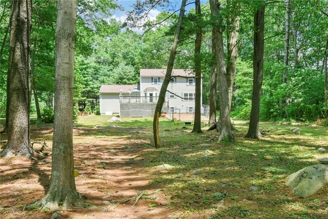 6 Ferris Drive, Coventry, RI 02816