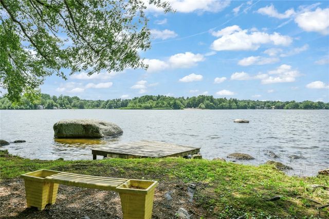 6 Ferris Drive, Coventry, RI 02816