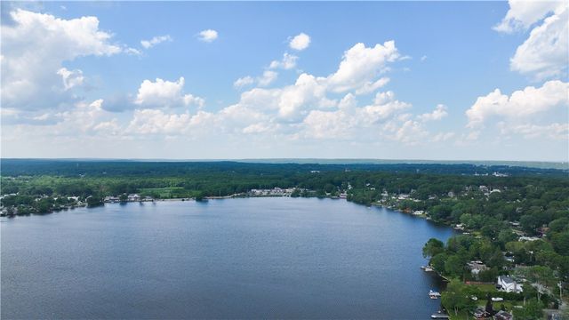 6 Ferris Drive, Coventry, RI 02816