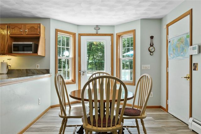 6 Ferris Drive, Coventry, RI 02816