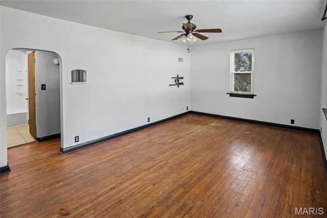 30 Apple Tree Lane, Belleville, IL 62221