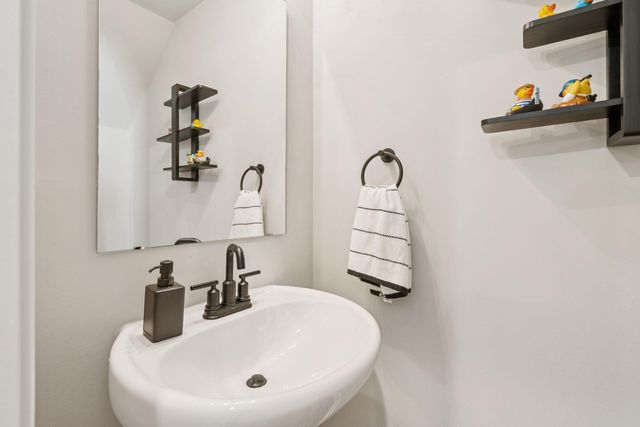 8412 Hidden Bakers Trace, North Charleston, SC 29418