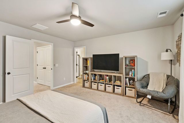 8412 Hidden Bakers Trace, North Charleston, SC 29418