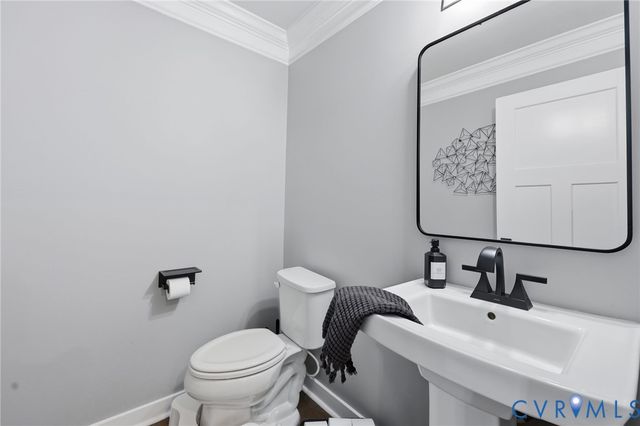 8313 Fedora Dr, Chesterfield, VA 23838