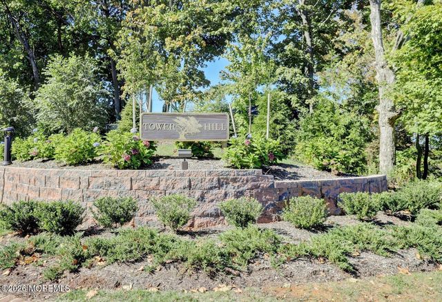 126 Tower Hill Drive 205, Red Bank, NJ 07701