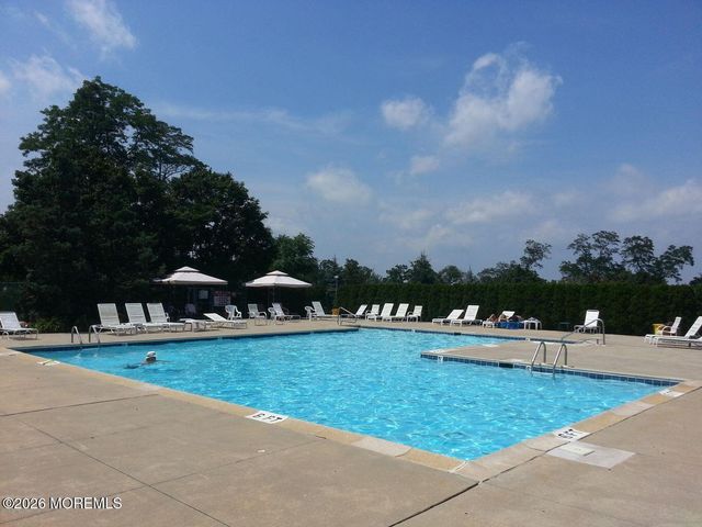 126 Tower Hill Drive 205, Red Bank, NJ 07701