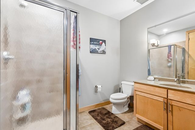 317 Groveland Avenue 714, Minneapolis, MN 55403