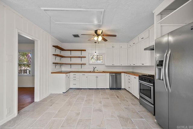 4201 N Cypress Street, North Little Rock, AR 72116