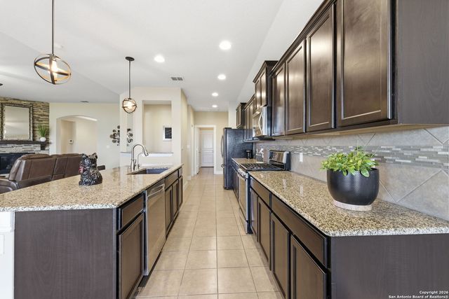 2830 Running Fawn, San Antonio, TX 78261