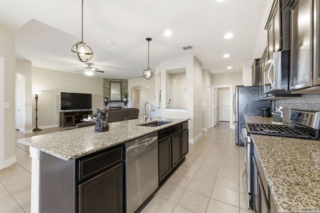 2830 Running Fawn, San Antonio, TX 78261