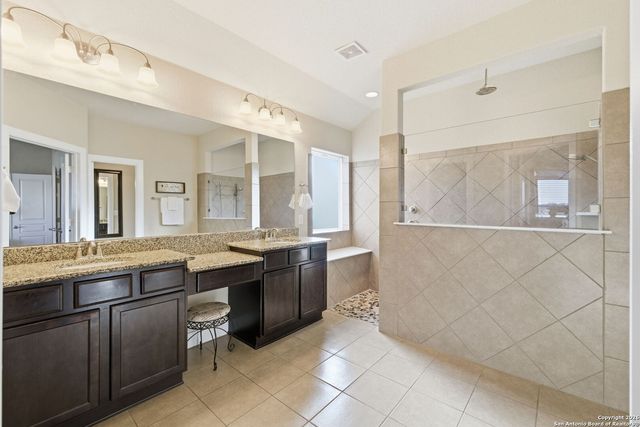 2830 Running Fawn, San Antonio, TX 78261