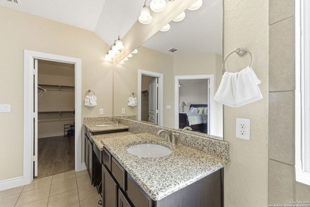 2830 Running Fawn, San Antonio, TX 78261