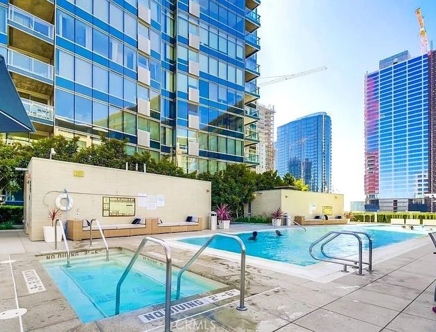 1155 S Grand Avenue 2002, Los Angeles, CA 90015