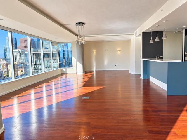 1155 S Grand Avenue 2002, Los Angeles, CA 90015