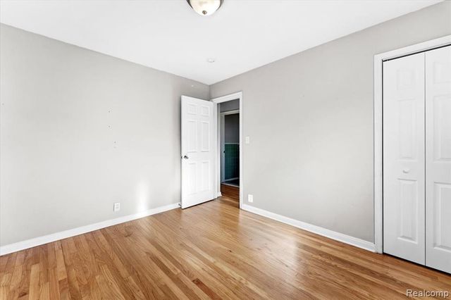 9929 Carter Avenue, Allen Park, MI 48101