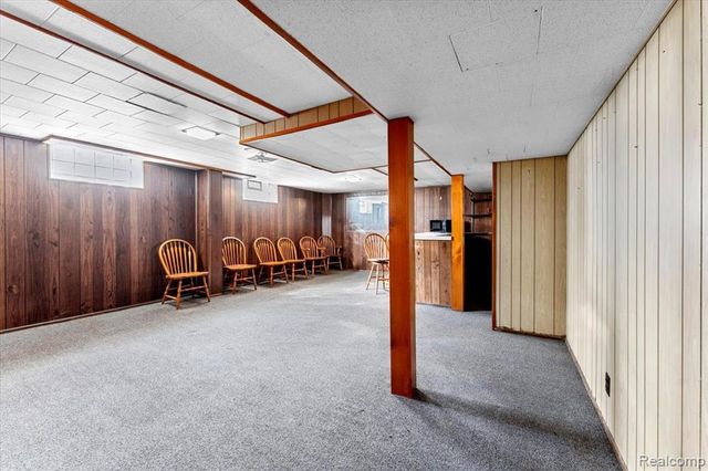9929 Carter Avenue, Allen Park, MI 48101