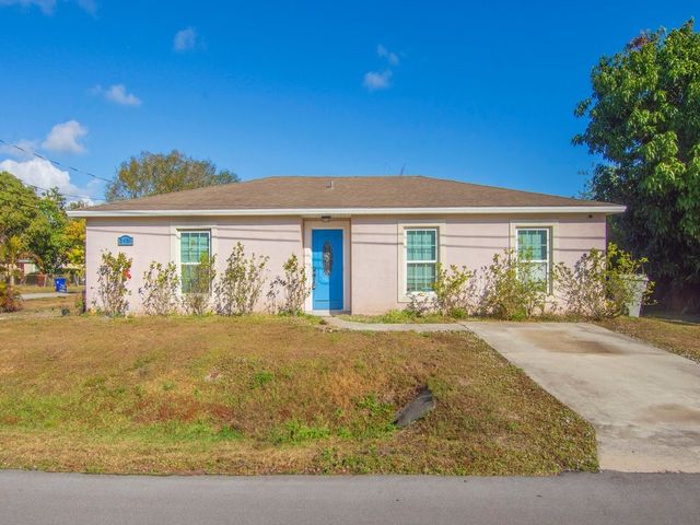 2436 42nd Place, Vero Beach, FL 32967