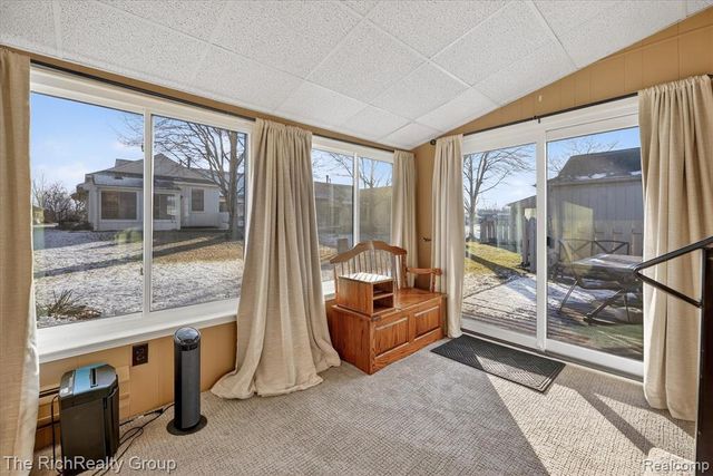 12116 Shenandoah Drive, South Lyon, MI 48178