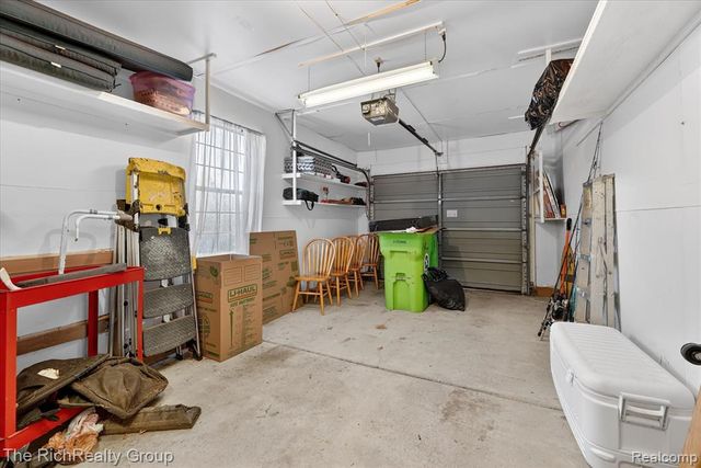 12116 Shenandoah Drive, South Lyon, MI 48178