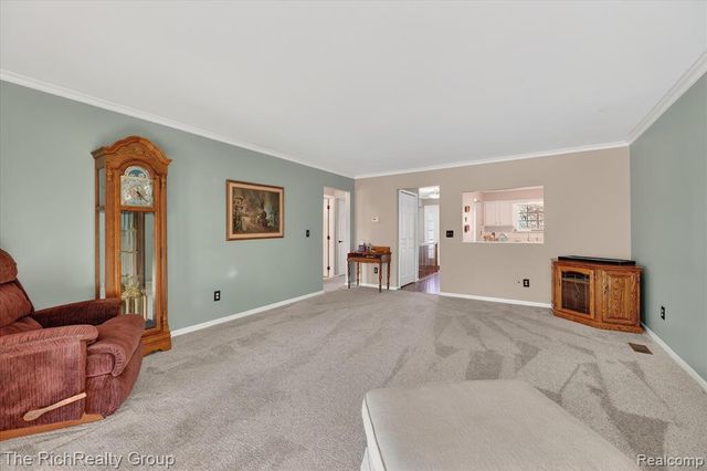 12116 Shenandoah Drive, South Lyon, MI 48178