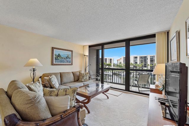 2687 N Ocean Boulevard 3080, Boca Raton, FL 33431