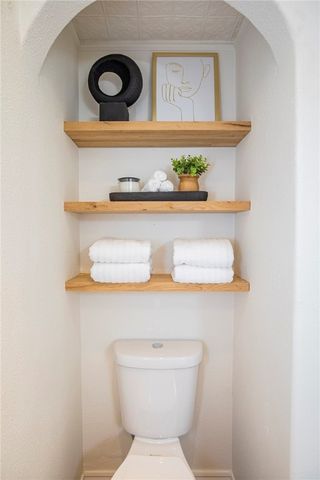 1 Rader Lane, Bella Vista, AR 72715