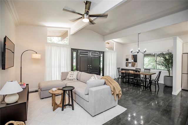 1 Rader Lane, Bella Vista, AR 72715