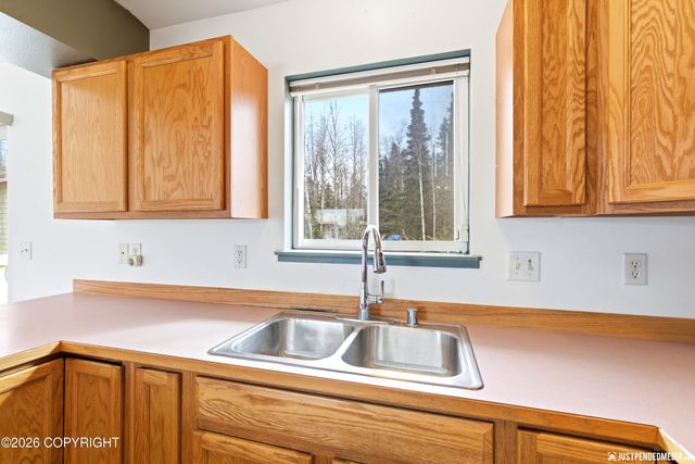 8845 Spruce Brook Street, Anchorage, AK 99507