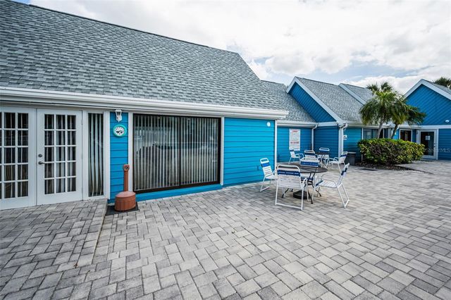 455 ALT 19 S 83, Palm Harbor, FL 34683