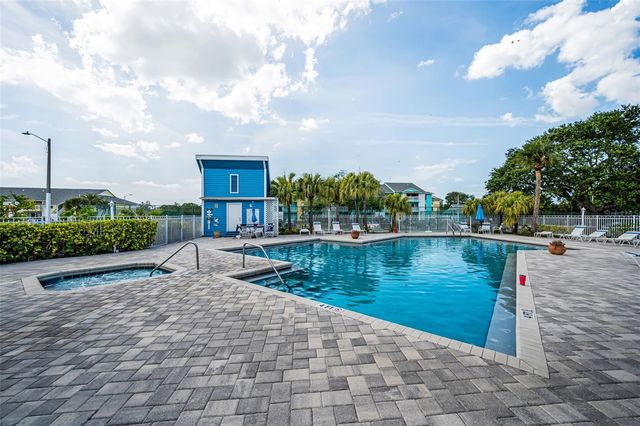 455 ALT 19 S 83, Palm Harbor, FL 34683