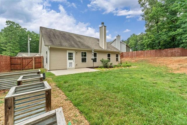 79 Country Farms Way, Rockmart, GA 30153