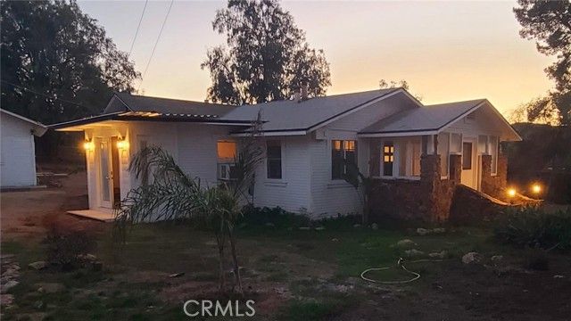 10560 Robinson Avenue, Riverside, CA 92505