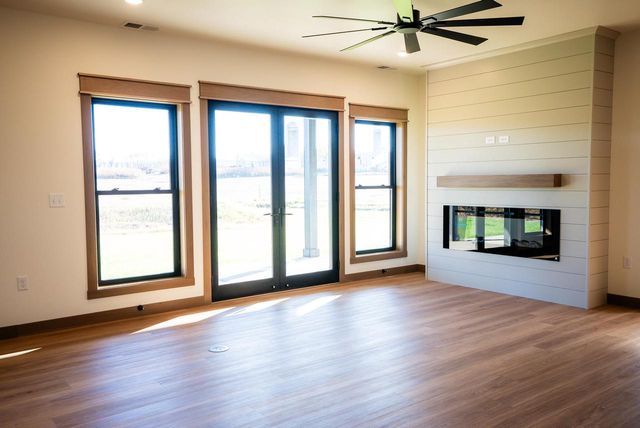 W4051 Twin Creeks ROAD, La Crosse, WI 54601