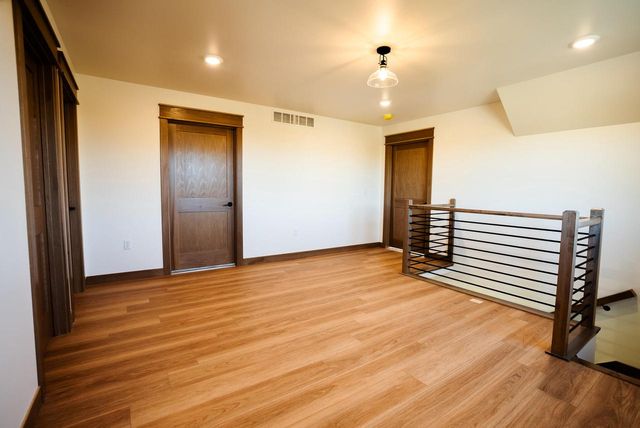 W4051 Twin Creeks ROAD, La Crosse, WI 54601