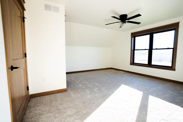 W4051 Twin Creeks ROAD, La Crosse, WI 54601