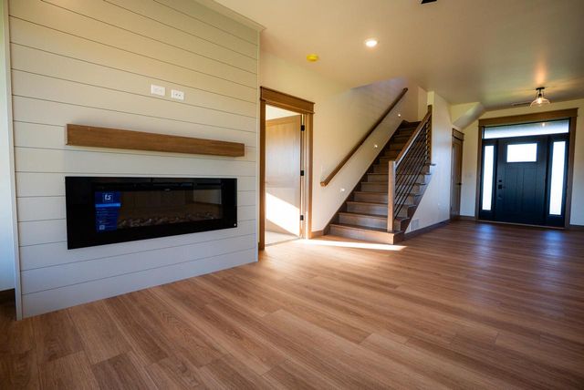 W4051 Twin Creeks ROAD, La Crosse, WI 54601