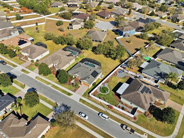 3027 CHAVEZ AVENUE, Clermont, FL 34715