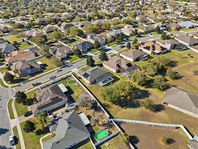 3027 CHAVEZ AVENUE, Clermont, FL 34715