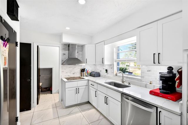 3003 E FORT KING STREET, Ocala, FL 34470