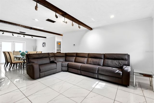 3003 E FORT KING STREET, Ocala, FL 34470