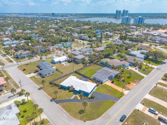 1032 Bel Aire Drive, Daytona Beach, FL 32118