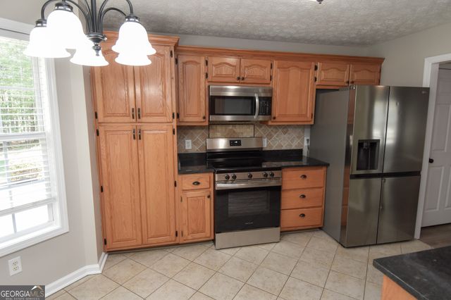 475 Jenkinsburg Road, Griffin, GA 30223