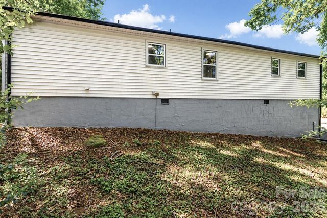 170 Hemingway Lane, Statesville, NC 28625