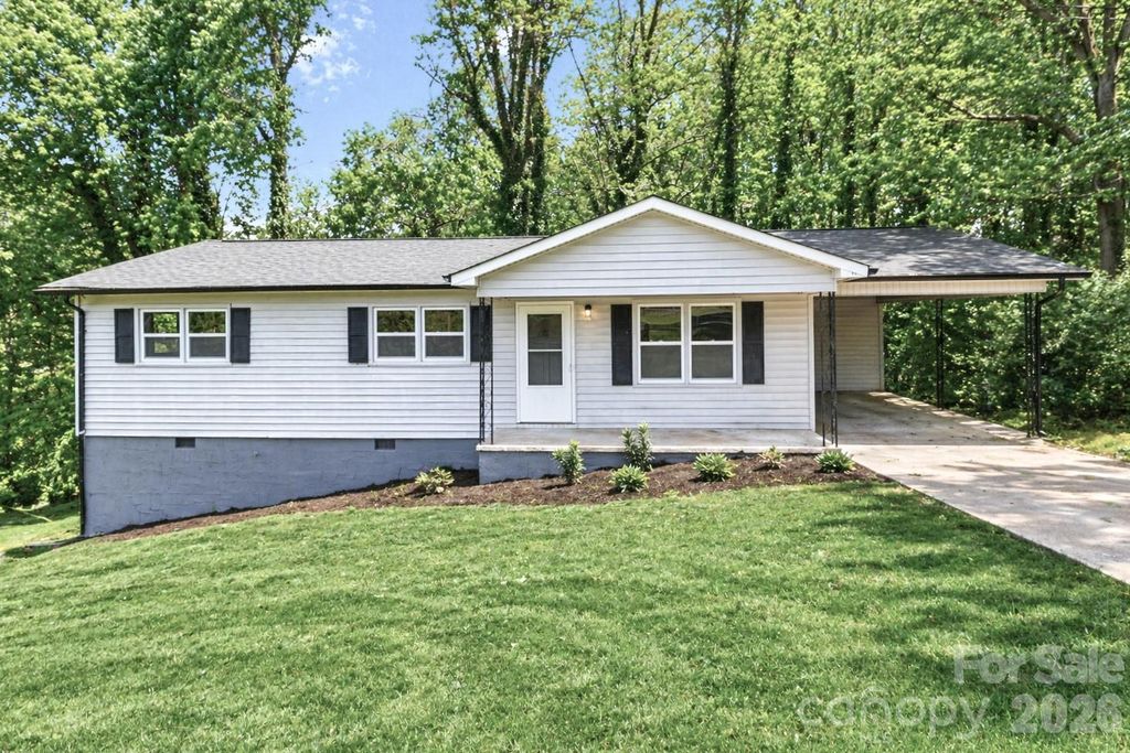 170 Hemingway Lane, Statesville, NC 28625