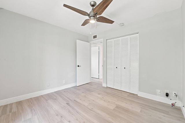 15492 LAKES OF DELRAY Boulevard 101, Delray Beach, FL 33484