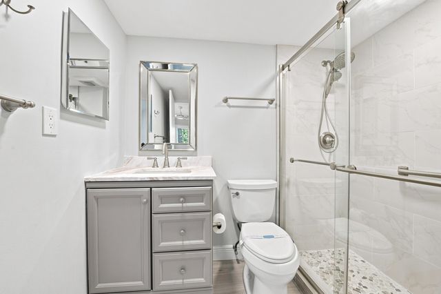 15492 LAKES OF DELRAY Boulevard 101, Delray Beach, FL 33484
